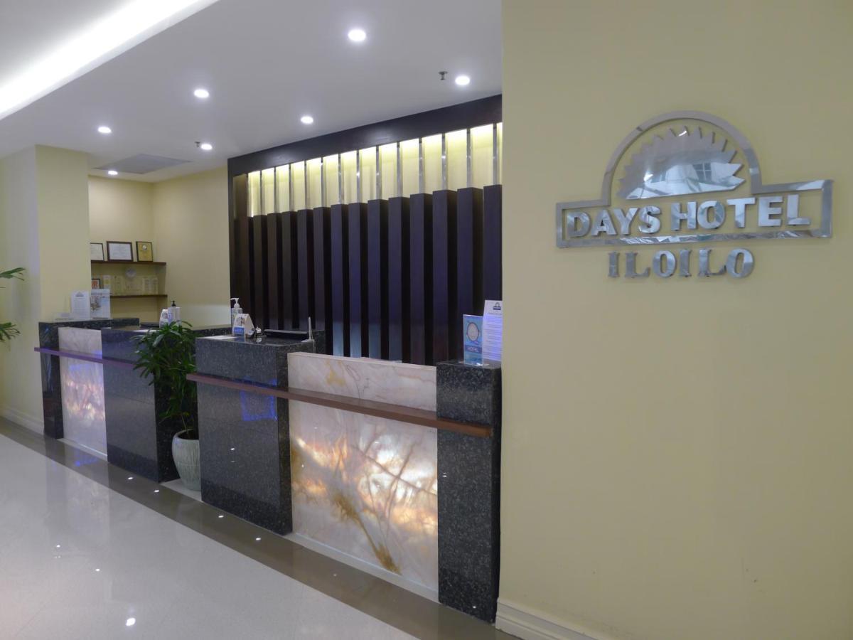 Days Hotel By Wyndham Iloilo Exterior foto